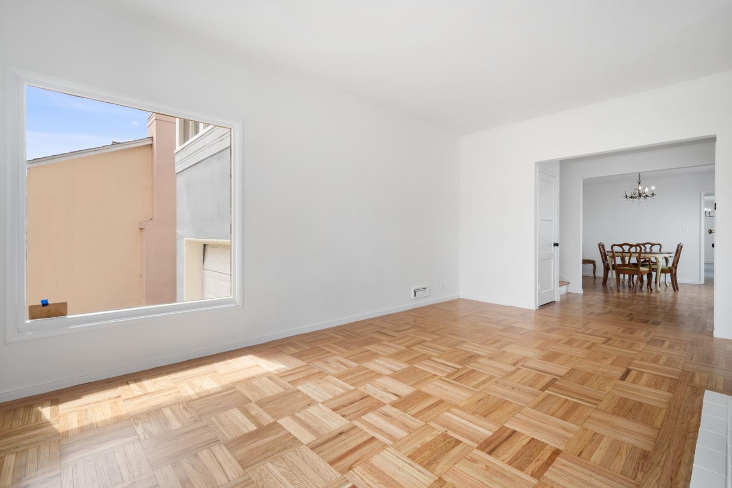Detail Gallery Image 6 of 45 For 58 N Mayfair Ave, Daly City,  CA 94015 - 4 Beds | 2 Baths