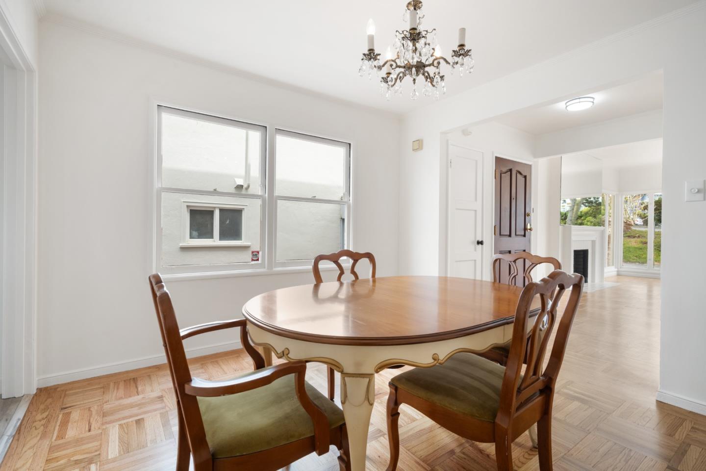 Detail Gallery Image 7 of 45 For 58 N Mayfair Ave, Daly City,  CA 94015 - 4 Beds | 2 Baths
