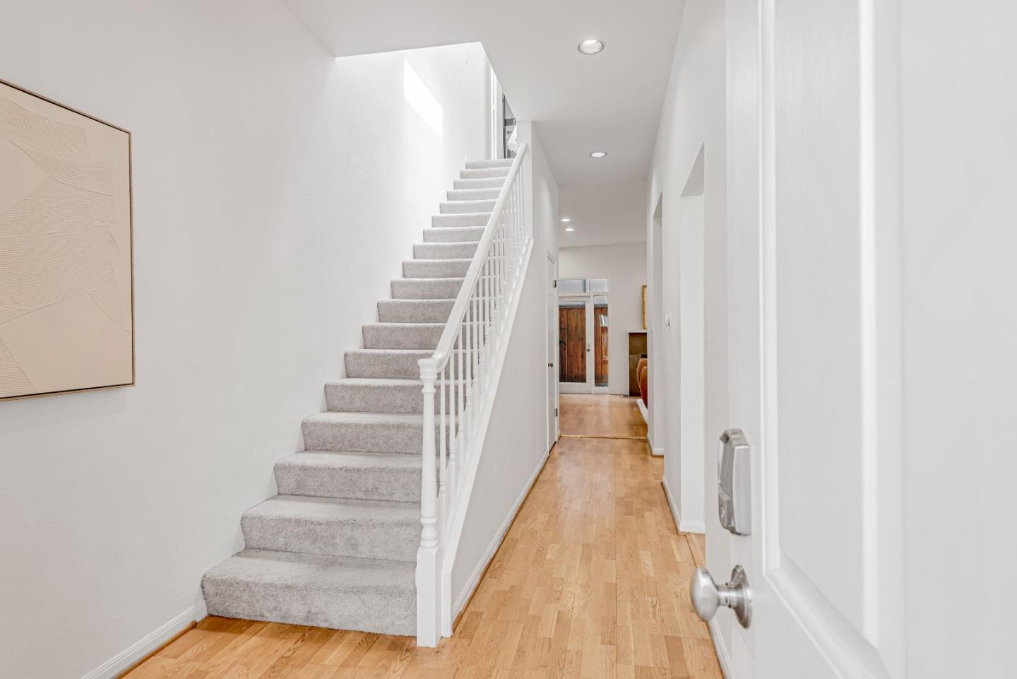 Detail Gallery Image 5 of 37 For 656 Cedar St #3,  San Carlos,  CA 94070 - 2 Beds | 2/1 Baths