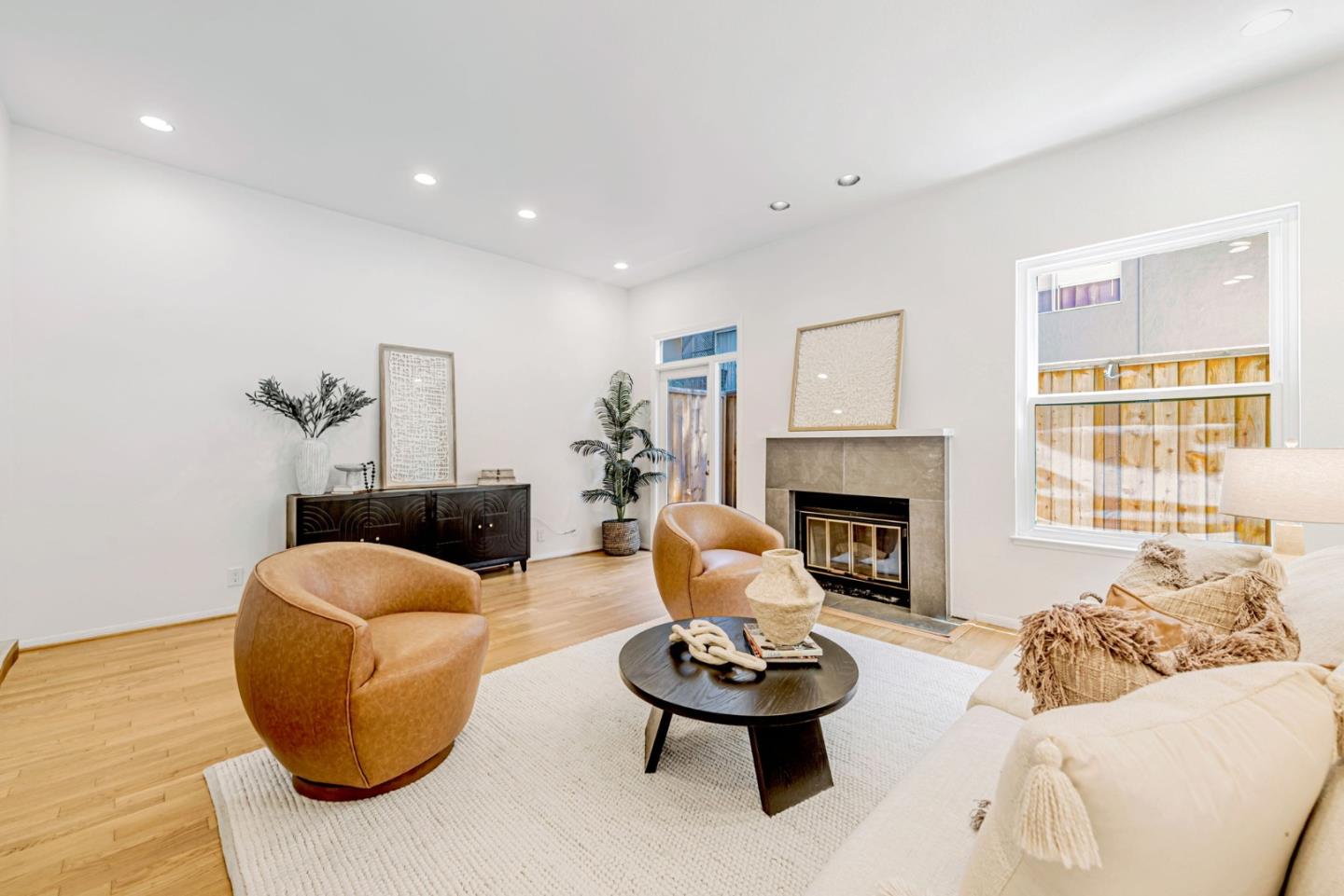 Detail Gallery Image 9 of 37 For 656 Cedar St #3,  San Carlos,  CA 94070 - 2 Beds | 2/1 Baths