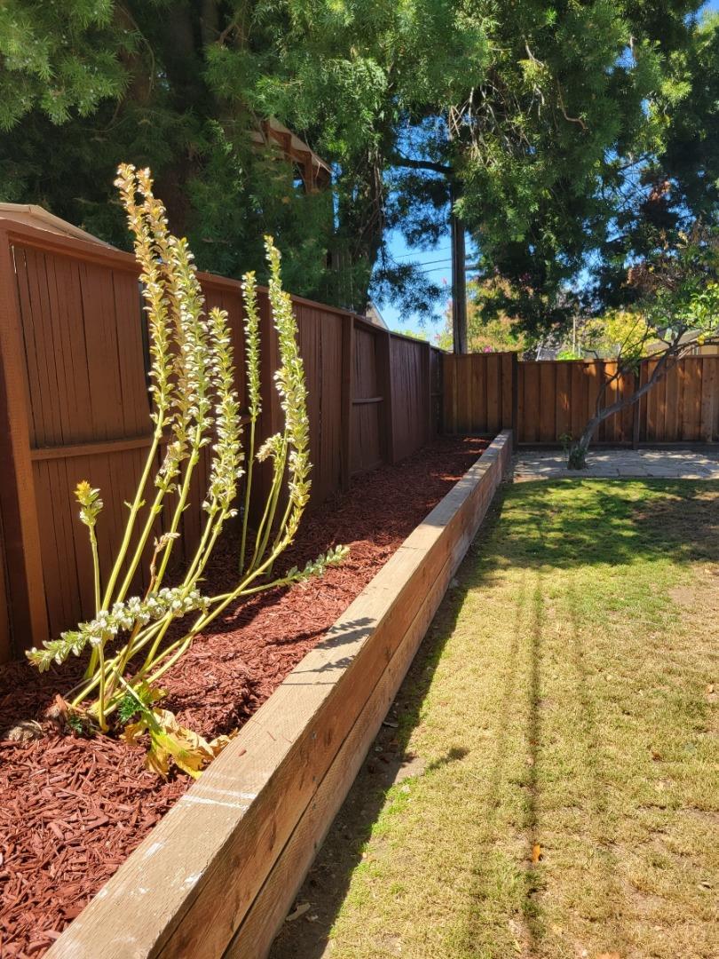 Detail Gallery Image 32 of 35 For 378 Woodhams Rd, Santa Clara,  CA 95051 - 3 Beds | 2 Baths