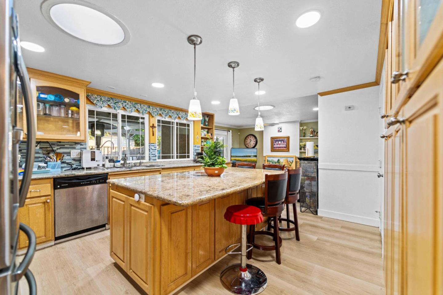 Detail Gallery Image 13 of 36 For 3328 Arqueado Dr, San Jose,  CA 95148 - 4 Beds | 2 Baths