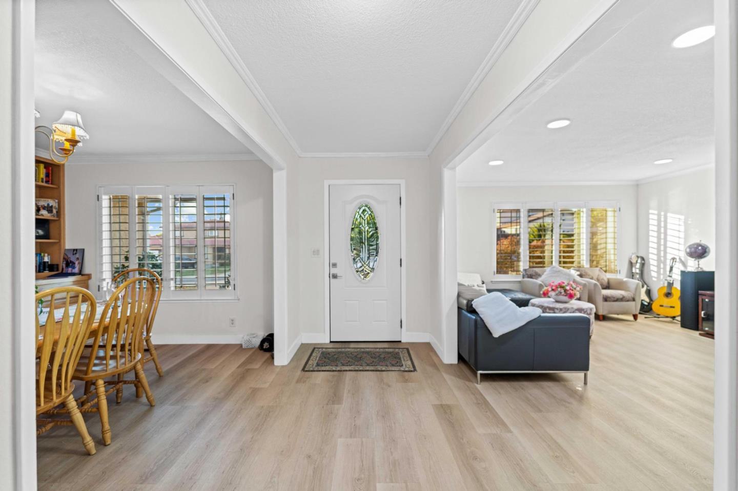 Detail Gallery Image 4 of 36 For 3328 Arqueado Dr, San Jose,  CA 95148 - 4 Beds | 2 Baths