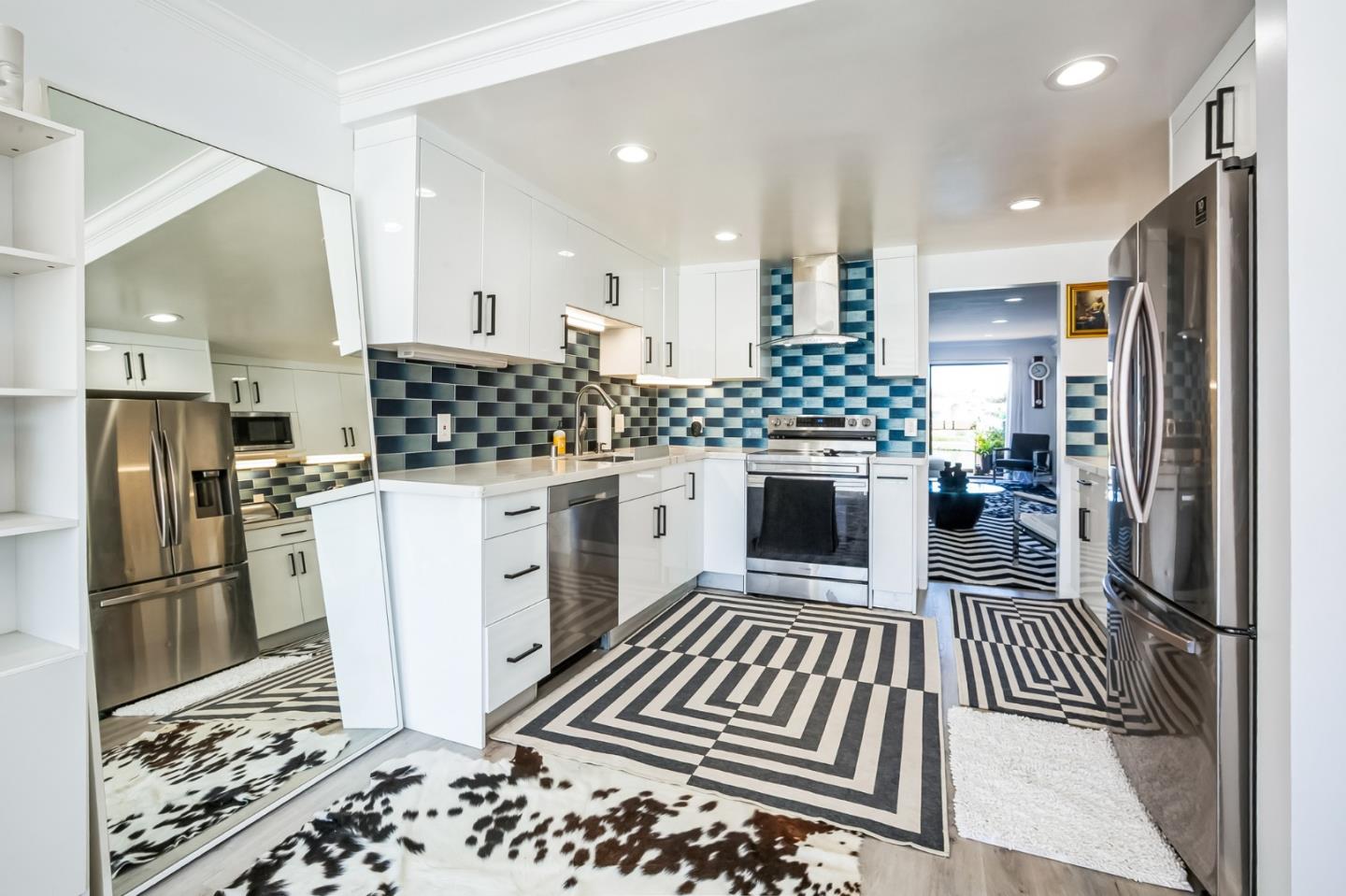 Detail Gallery Image 24 of 41 For 1029 Lido Ln, Foster City,  CA 94404 - 2 Beds | 2 Baths