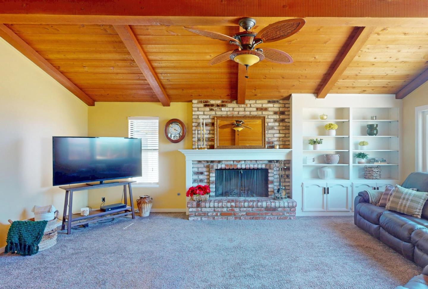 Detail Gallery Image 23 of 55 For 1127 Montecito Cir, Salinas,  CA 93901 - 3 Beds | 2 Baths