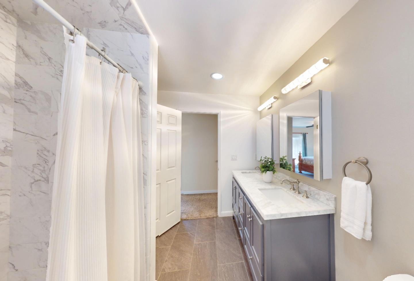 Detail Gallery Image 33 of 55 For 1127 Montecito Cir, Salinas,  CA 93901 - 3 Beds | 2 Baths