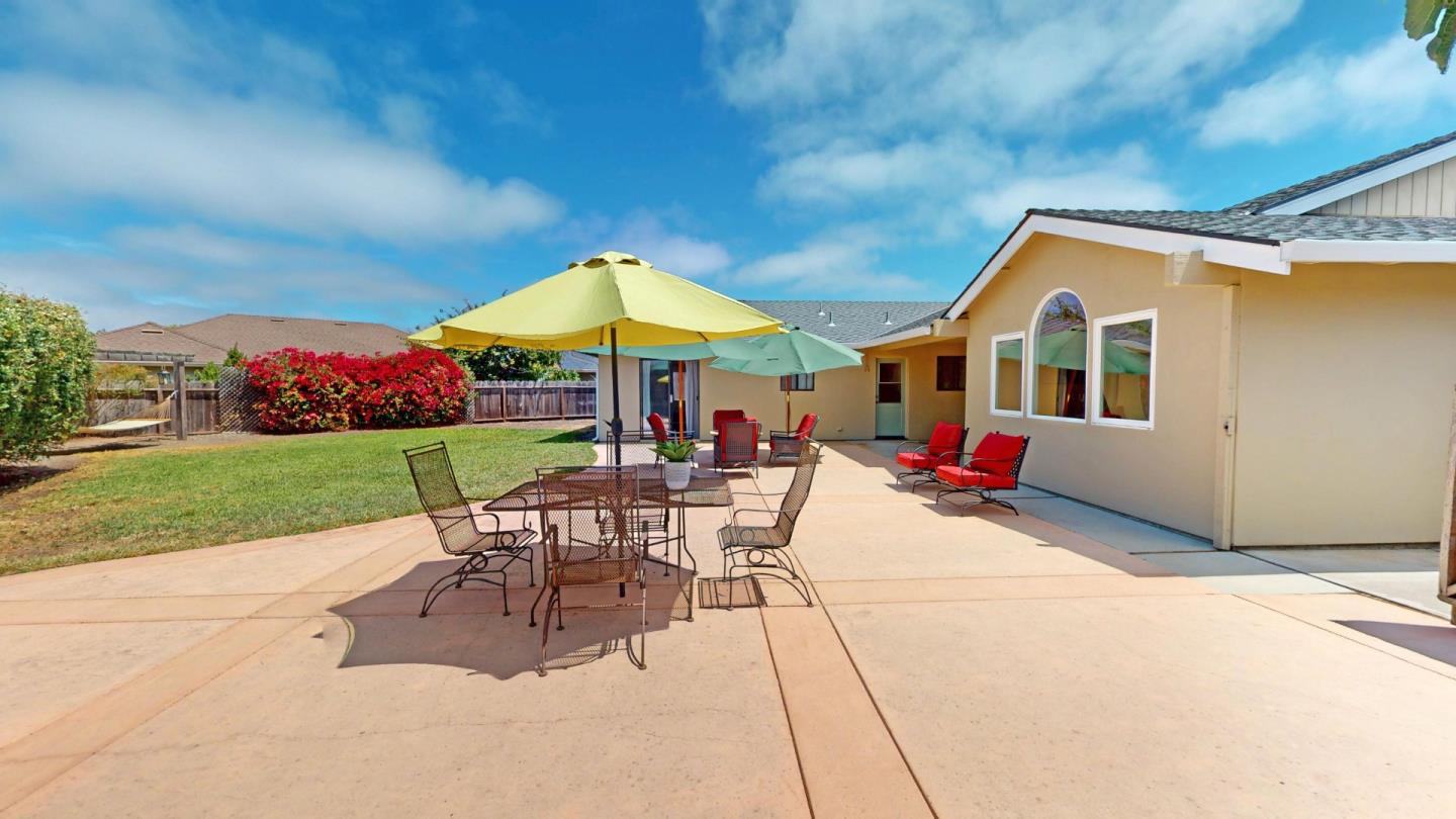 Detail Gallery Image 48 of 55 For 1127 Montecito Cir, Salinas,  CA 93901 - 3 Beds | 2 Baths