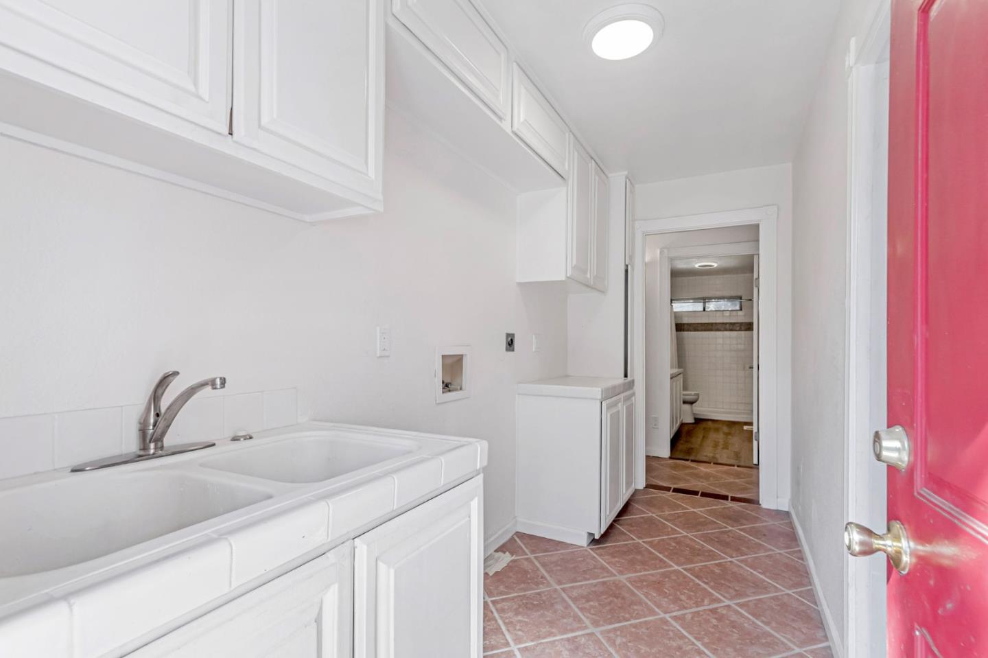 Detail Gallery Image 10 of 44 For 3014 Florence Ave, San Jose,  CA 95127 - 7 Beds | 5 Baths
