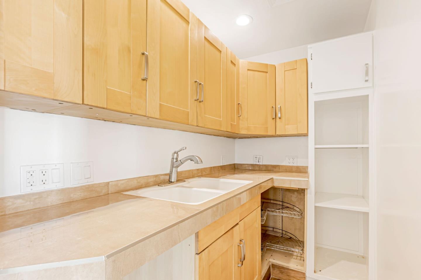 Detail Gallery Image 15 of 44 For 3014 Florence Ave, San Jose,  CA 95127 - 7 Beds | 5 Baths