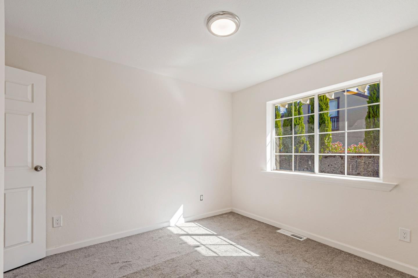 Detail Gallery Image 24 of 44 For 3014 Florence Ave, San Jose,  CA 95127 - 7 Beds | 5 Baths
