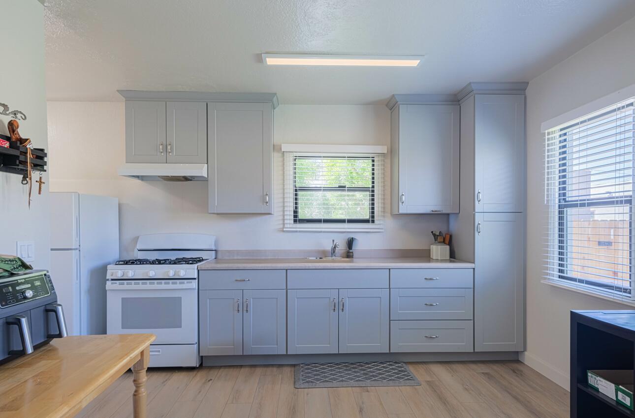 Detail Gallery Image 21 of 29 For 315 Archer St, Salinas,  CA 93901 - – Beds | – Baths