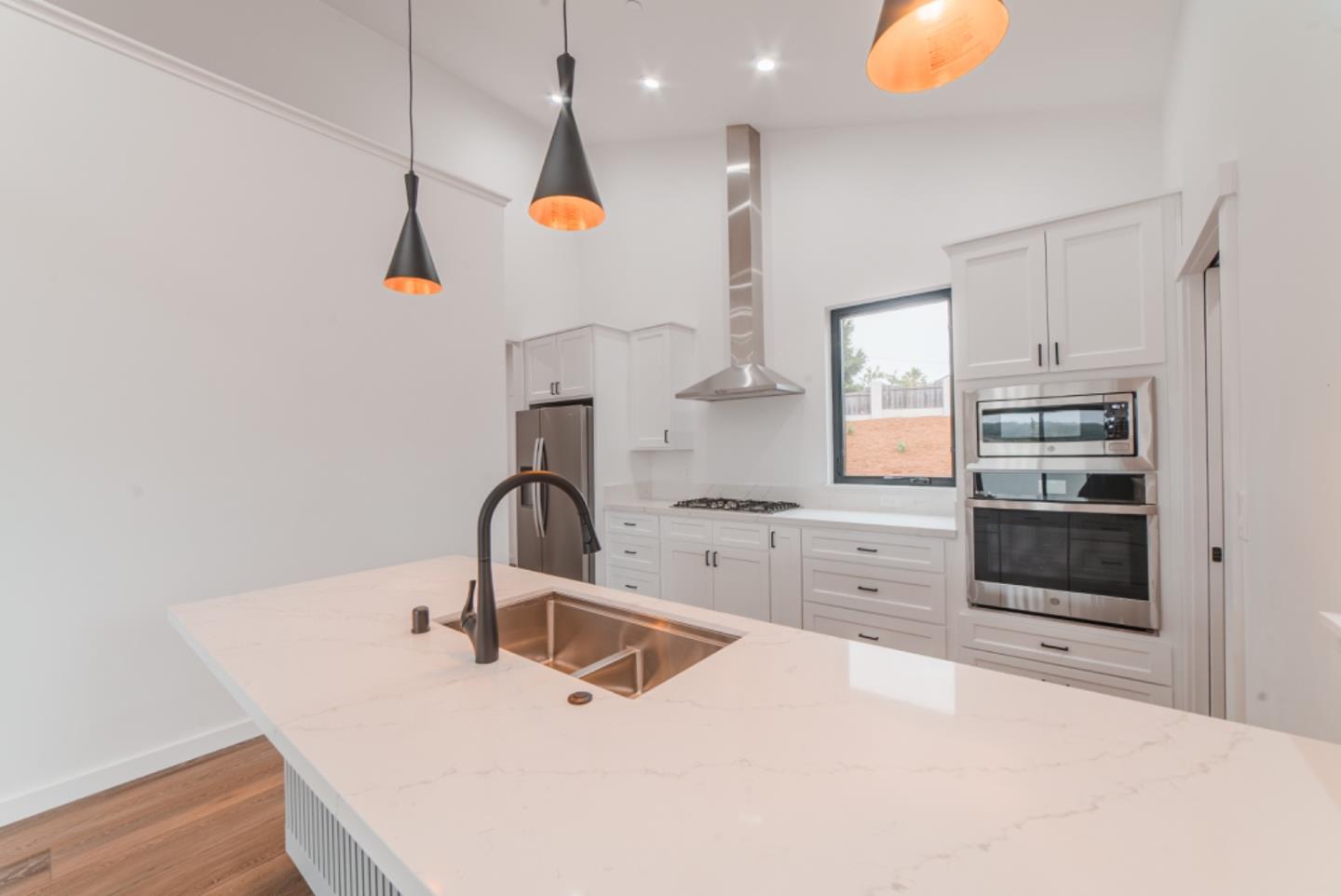 Detail Gallery Image 15 of 37 For 54 Sill Rd, Royal Oaks,  CA 95076 - 4 Beds | 2/1 Baths