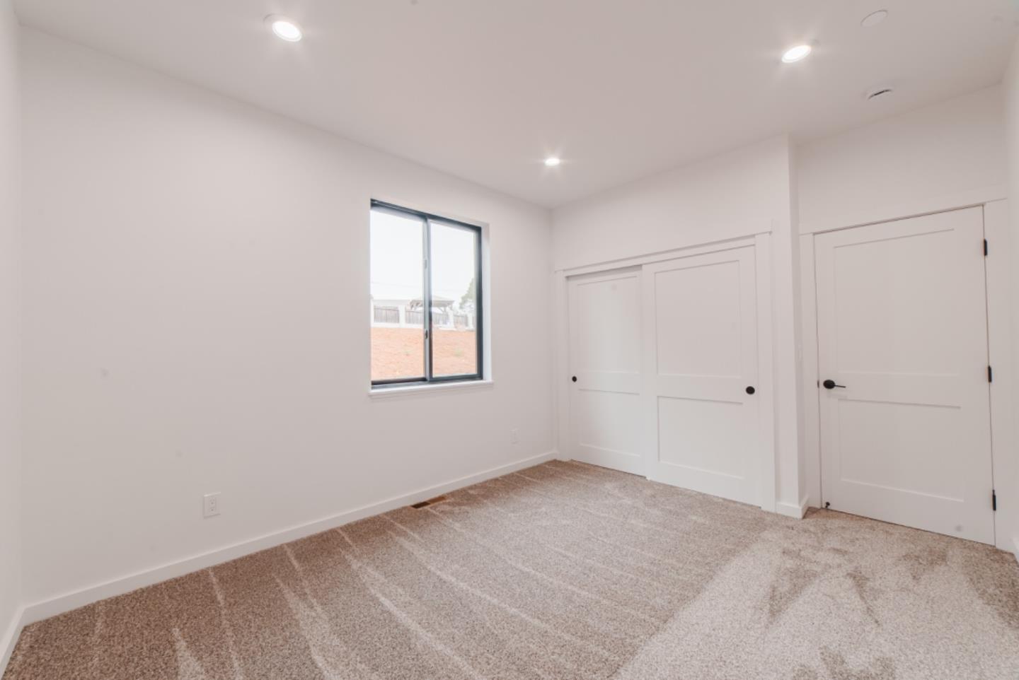 Detail Gallery Image 19 of 37 For 54 Sill Rd, Royal Oaks,  CA 95076 - 4 Beds | 2/1 Baths