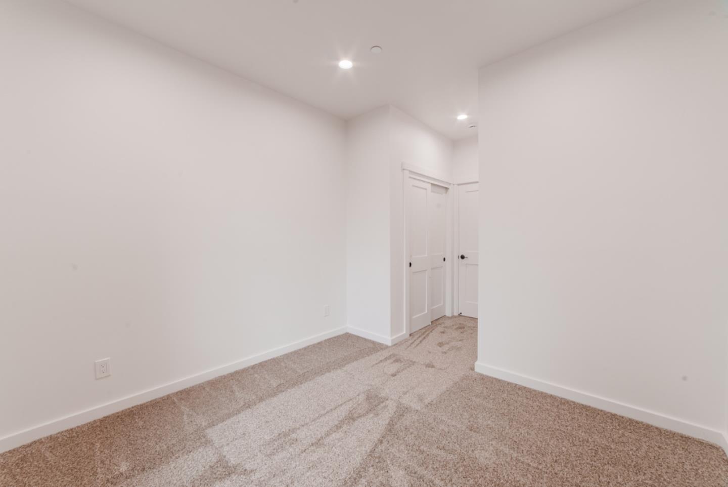 Detail Gallery Image 21 of 37 For 54 Sill Rd, Royal Oaks,  CA 95076 - 4 Beds | 2/1 Baths