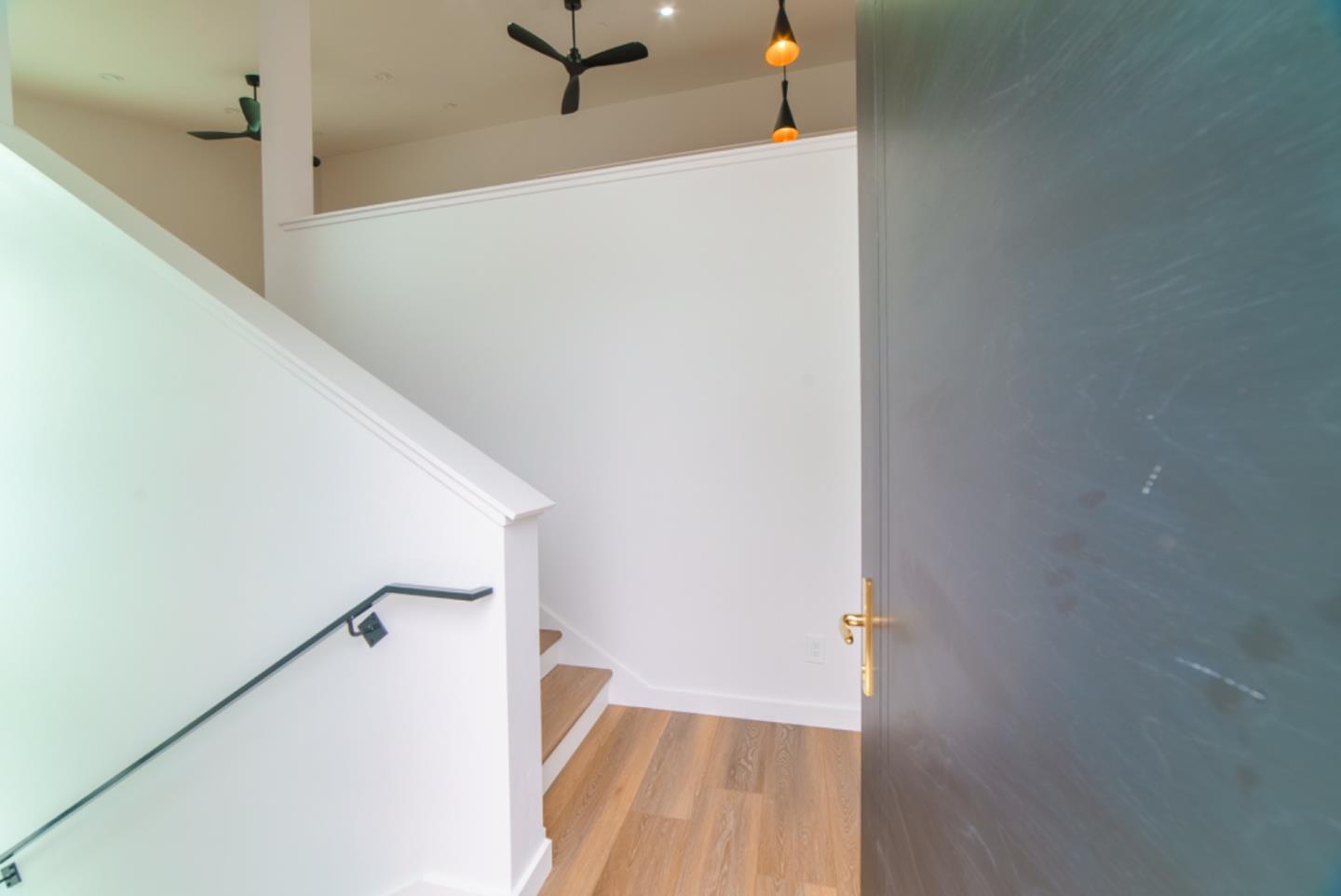 Detail Gallery Image 4 of 37 For 54 Sill Rd, Royal Oaks,  CA 95076 - 4 Beds | 2/1 Baths