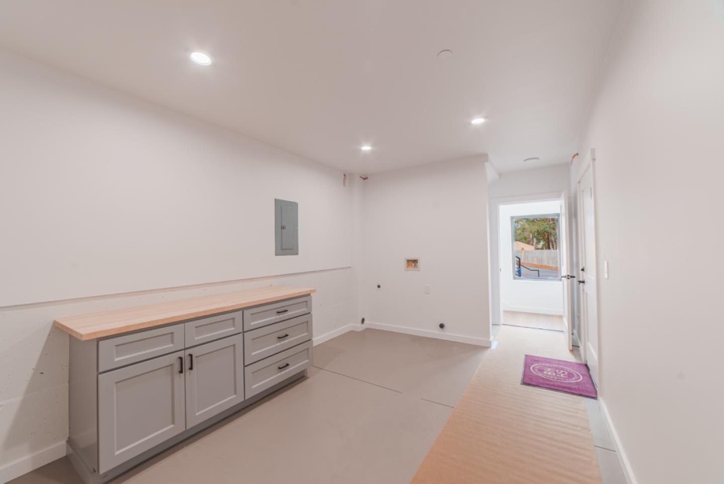 Detail Gallery Image 6 of 37 For 54 Sill Rd, Royal Oaks,  CA 95076 - 4 Beds | 2/1 Baths