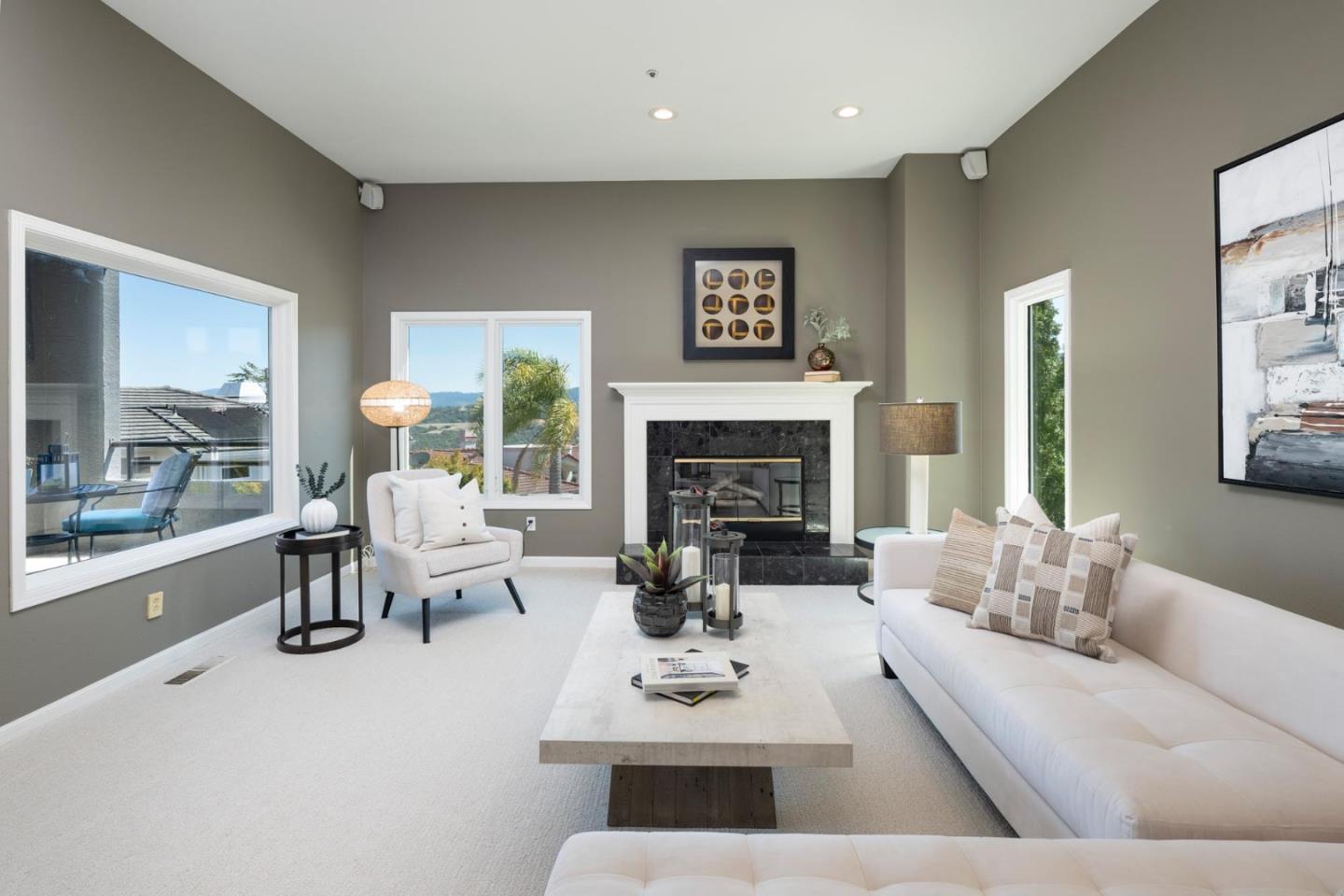 Detail Gallery Image 14 of 46 For 711 Best Ct, San Carlos,  CA 94070 - 5 Beds | 3/1 Baths