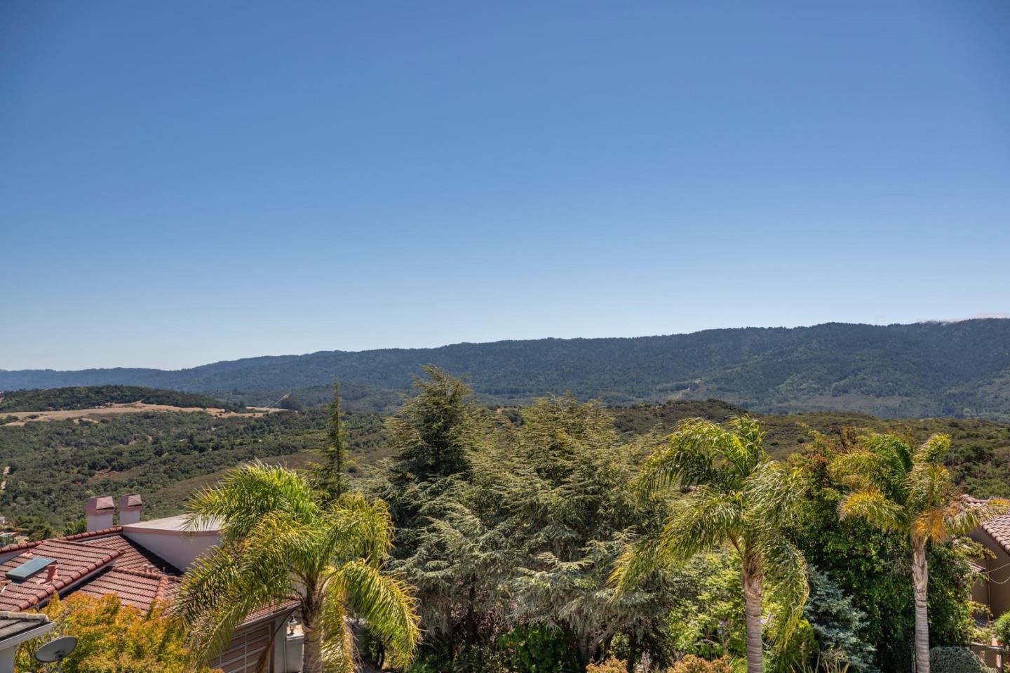 Detail Gallery Image 24 of 46 For 711 Best Ct, San Carlos,  CA 94070 - 5 Beds | 3/1 Baths