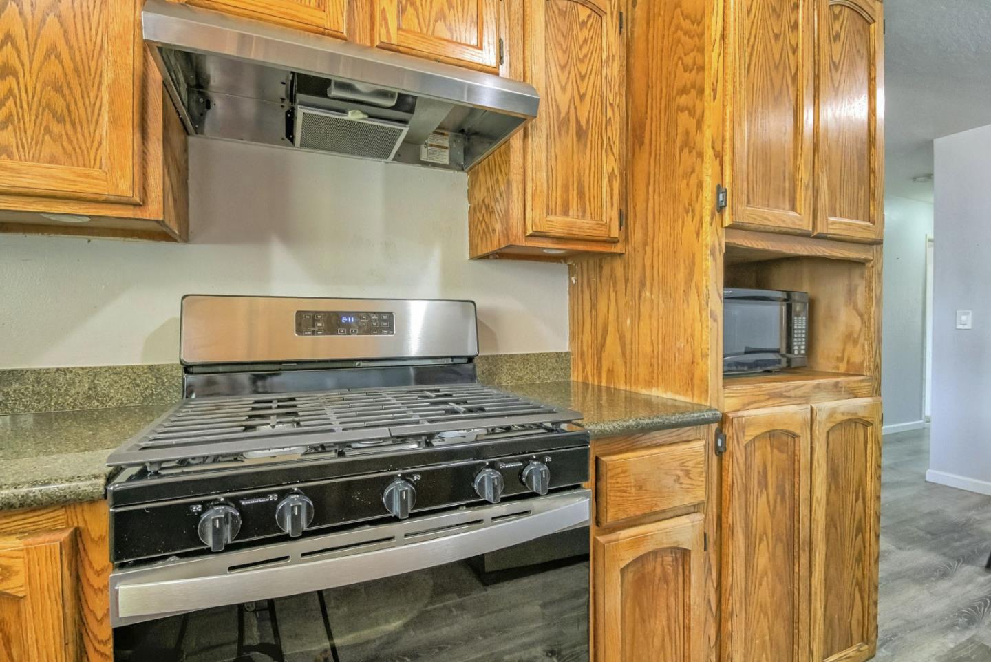 Detail Gallery Image 19 of 24 For 61 Shady Oaks Dr, Watsonville,  CA 95076 - 3 Beds | 2 Baths