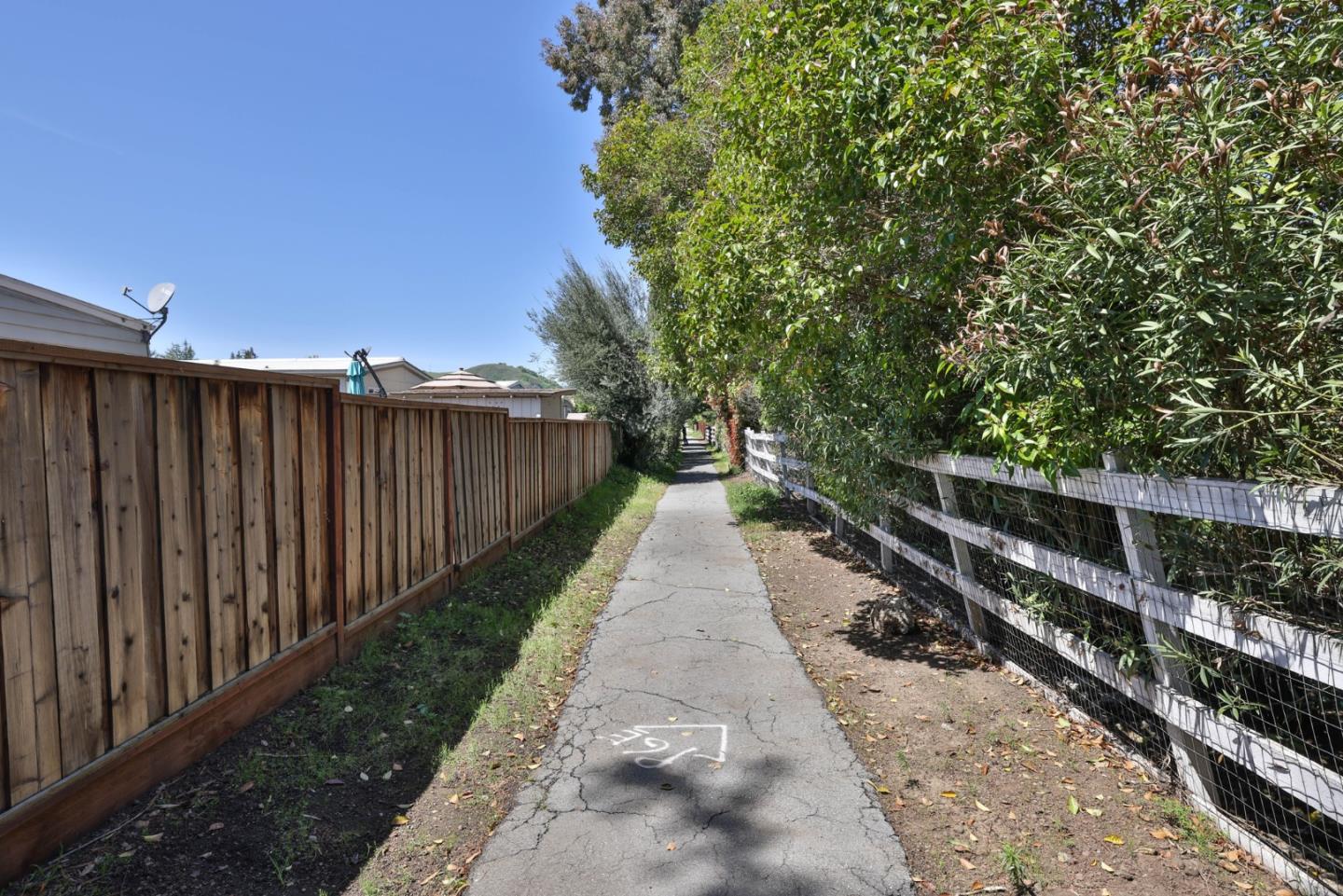 Detail Gallery Image 28 of 35 For 42 Dewey #42,  Morgan Hill,  CA 95037 - 3 Beds | 2 Baths