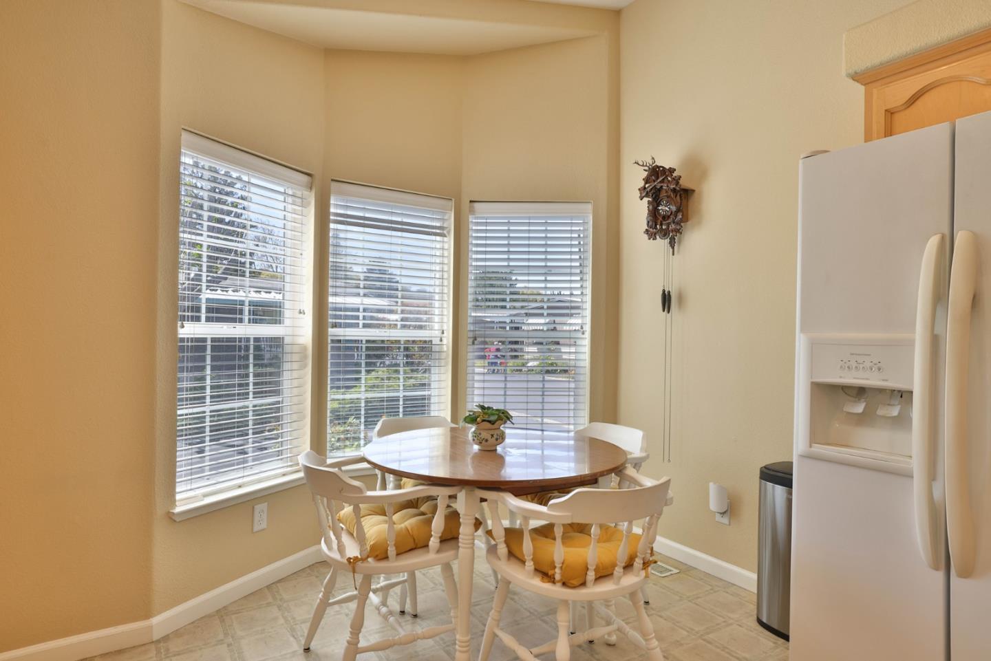 Detail Gallery Image 9 of 35 For 42 Dewey #42,  Morgan Hill,  CA 95037 - 3 Beds | 2 Baths