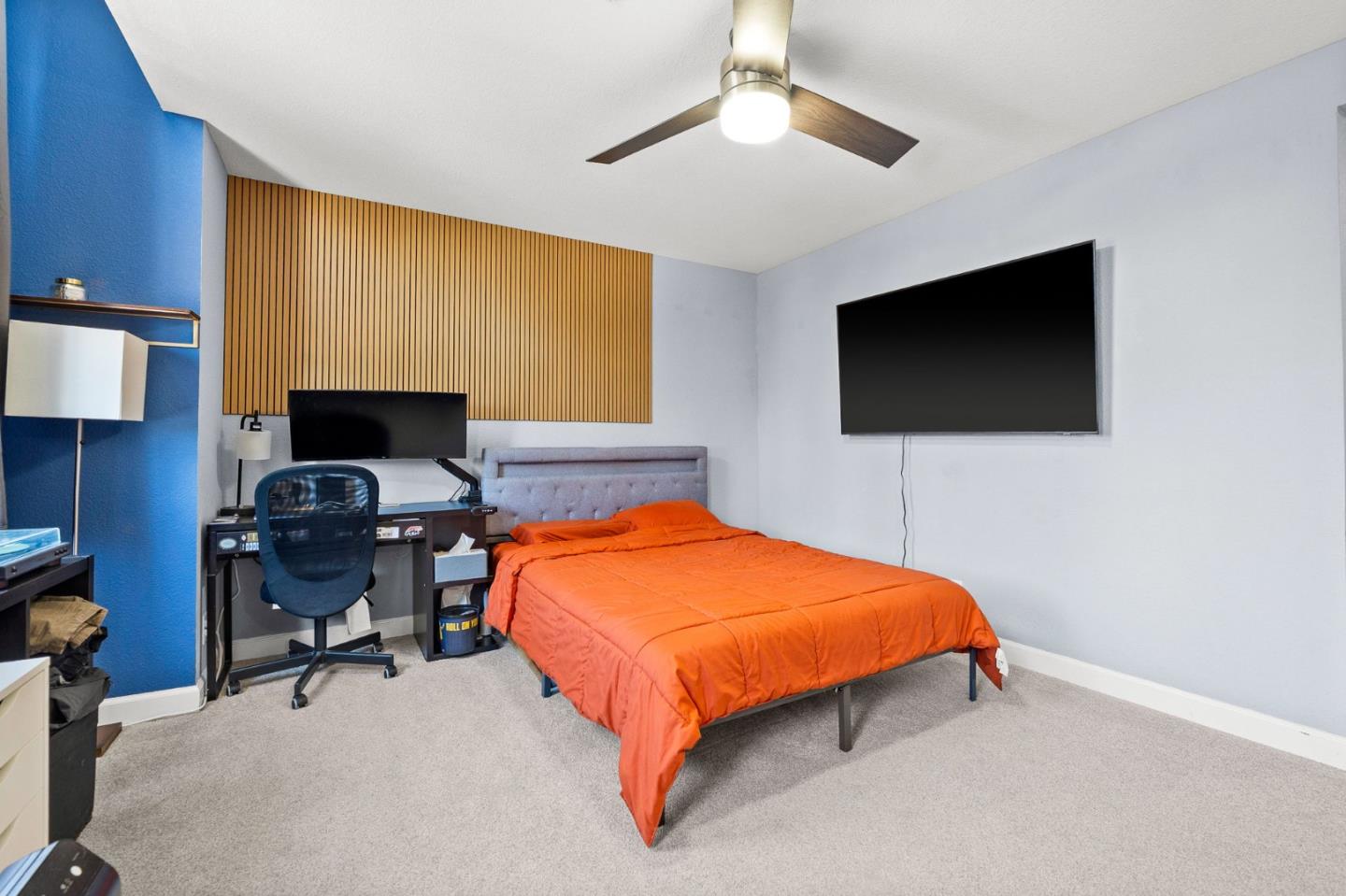 Detail Gallery Image 16 of 33 For 24632 Diamond Ridge Dr, Hayward,  CA 94544 - 2 Beds | 2/1 Baths