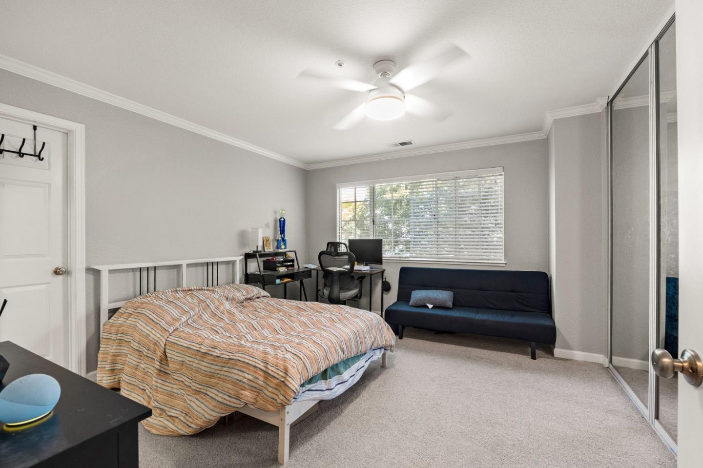 Detail Gallery Image 20 of 33 For 24632 Diamond Ridge Dr, Hayward,  CA 94544 - 2 Beds | 2/1 Baths