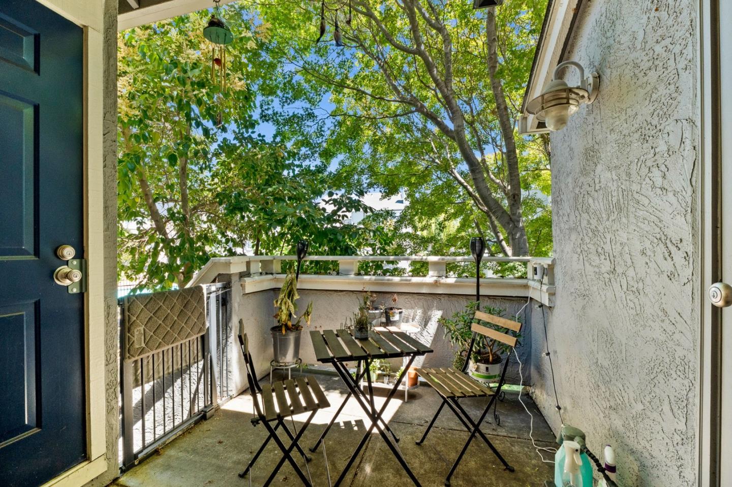 Detail Gallery Image 24 of 33 For 24632 Diamond Ridge Dr, Hayward,  CA 94544 - 2 Beds | 2/1 Baths