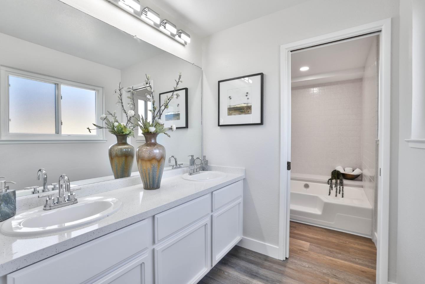 Detail Gallery Image 8 of 16 For 101 Ross Creek Ct, Los Gatos,  CA 95032 - 4 Beds | 2/1 Baths