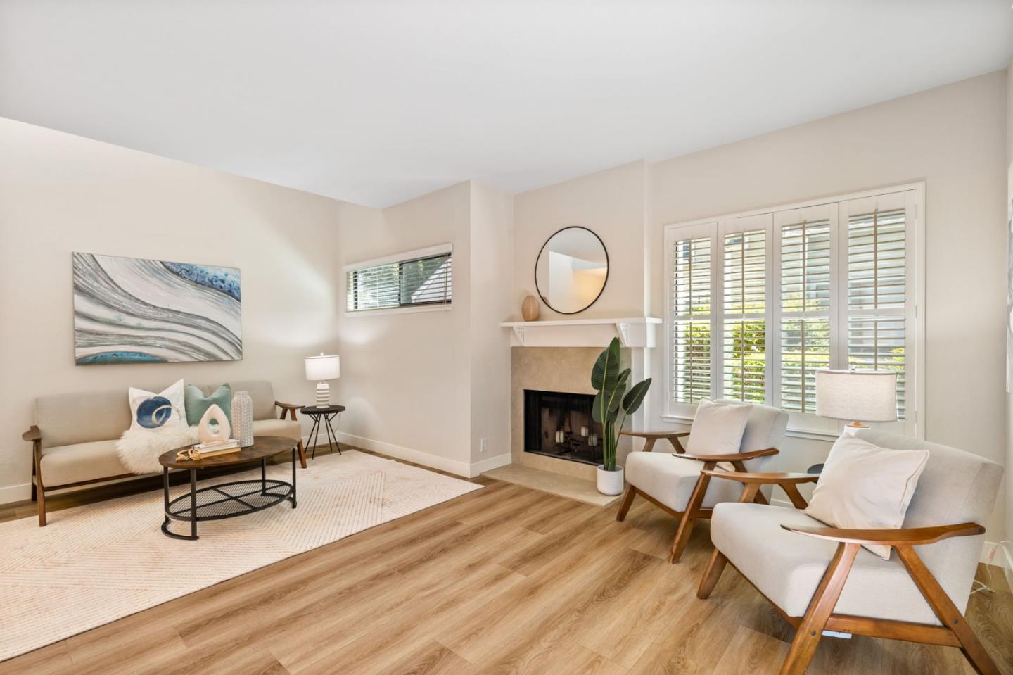 Detail Gallery Image 10 of 29 For 1993 Plymouth St #11,  Mountain View,  CA 94043 - 3 Beds | 2/1 Baths