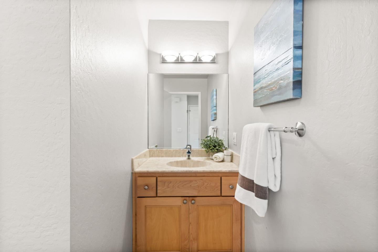 Detail Gallery Image 15 of 29 For 1993 Plymouth St #11,  Mountain View,  CA 94043 - 3 Beds | 2/1 Baths