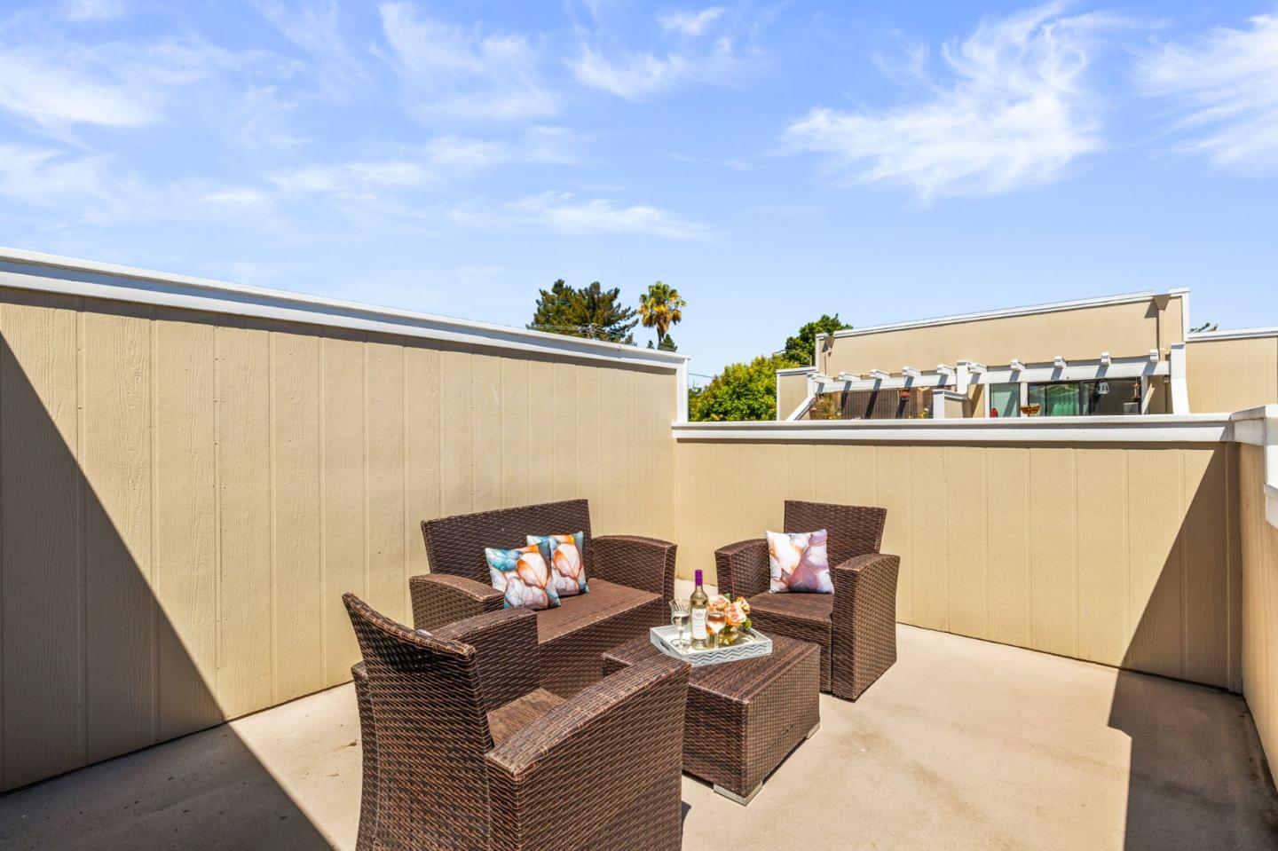 Detail Gallery Image 23 of 29 For 1993 Plymouth St #11,  Mountain View,  CA 94043 - 3 Beds | 2/1 Baths