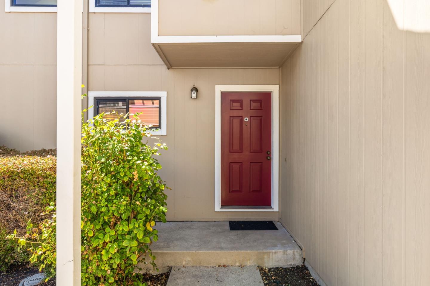 Detail Gallery Image 3 of 29 For 1993 Plymouth St #11,  Mountain View,  CA 94043 - 3 Beds | 2/1 Baths