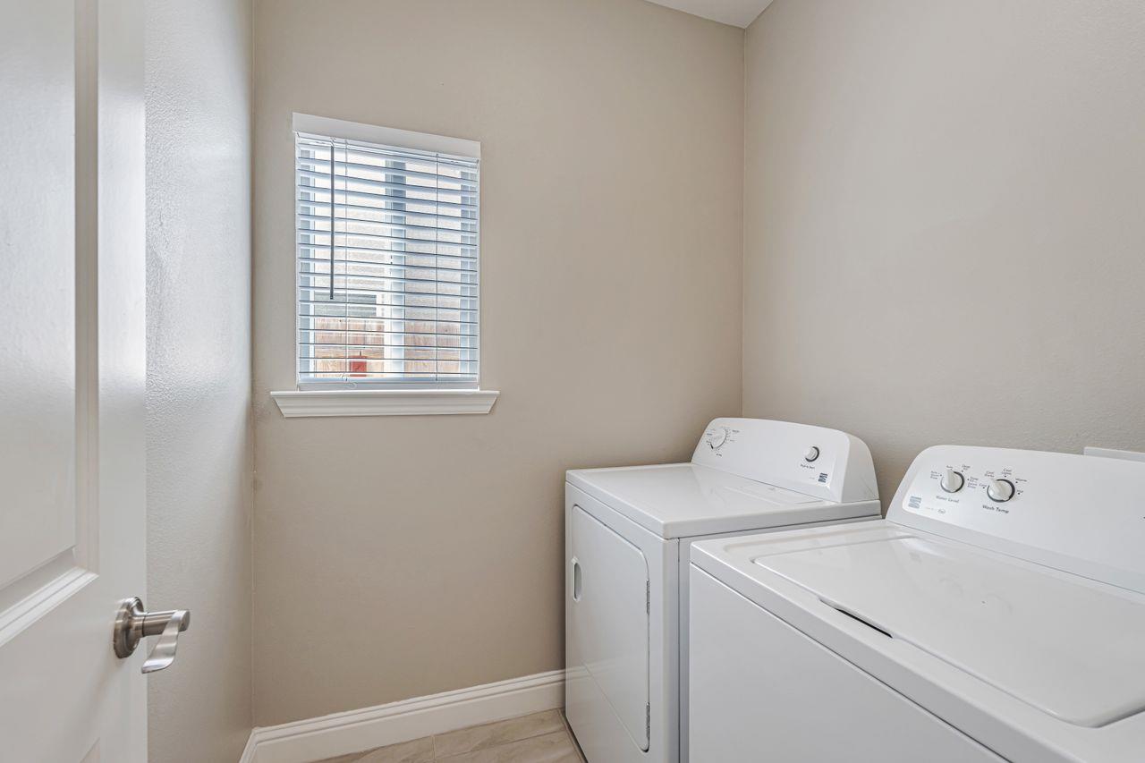 Detail Gallery Image 22 of 27 For 4372 Wickson Pl, Merced,  CA 95348 - 3 Beds | 2 Baths