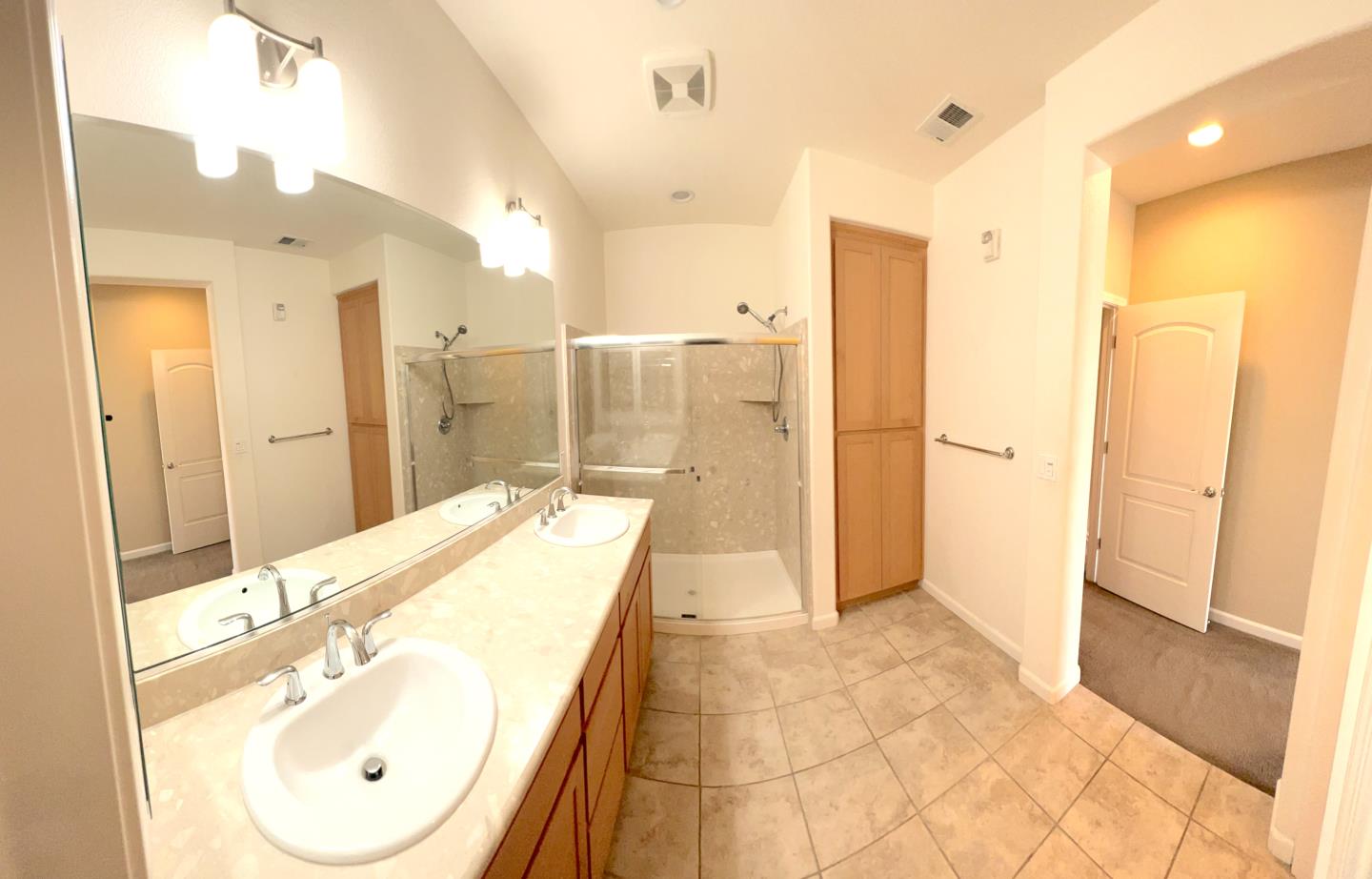 Detail Gallery Image 12 of 13 For 660 Cedarville Ln, San Jose,  CA 95133 - 3 Beds | 3/1 Baths