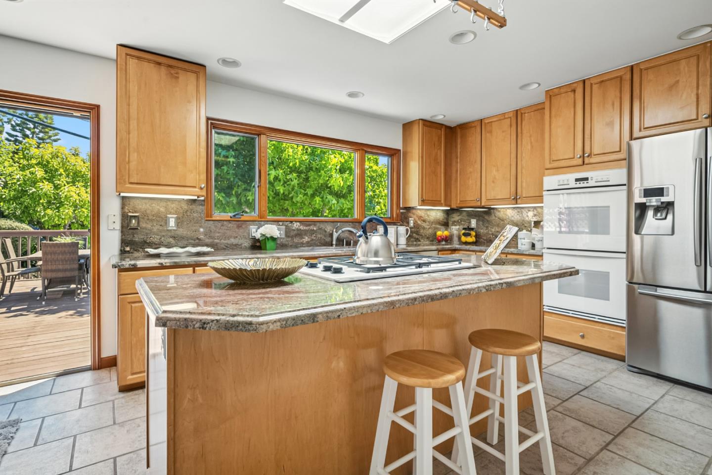 Detail Gallery Image 12 of 35 For 580 Madison Ave, San Bruno,  CA 94066 - 3 Beds | 2 Baths