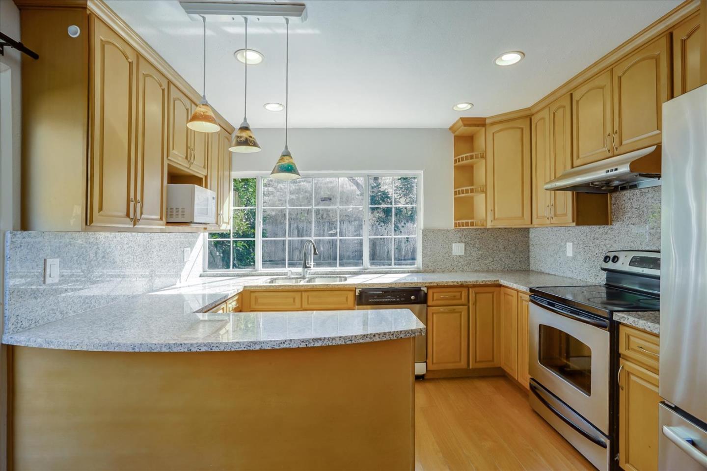 Detail Gallery Image 14 of 47 For 47450 Cholla St, Fremont,  CA 94539 - 5 Beds | 3 Baths