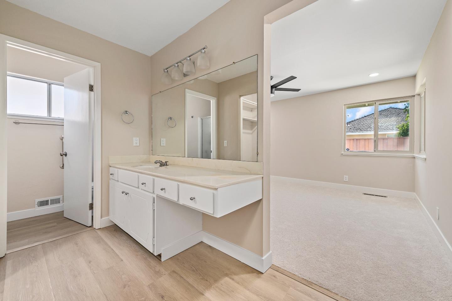 Detail Gallery Image 19 of 27 For 474 Sequoia Dr, Sunnyvale,  CA 94086 - 3 Beds | 2 Baths