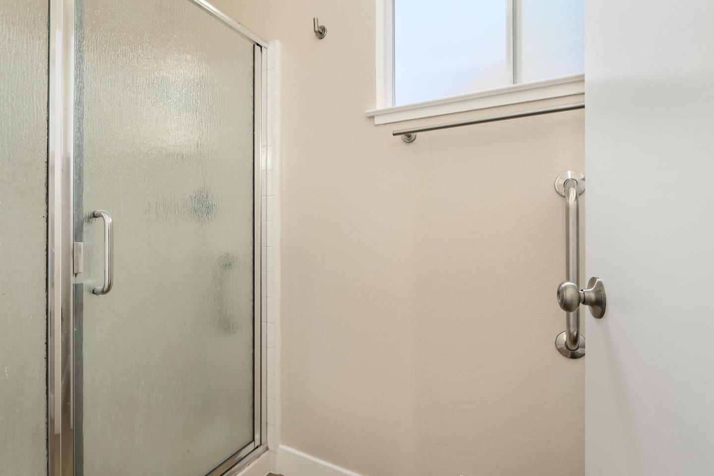 Detail Gallery Image 21 of 27 For 474 Sequoia Dr, Sunnyvale,  CA 94086 - 3 Beds | 2 Baths