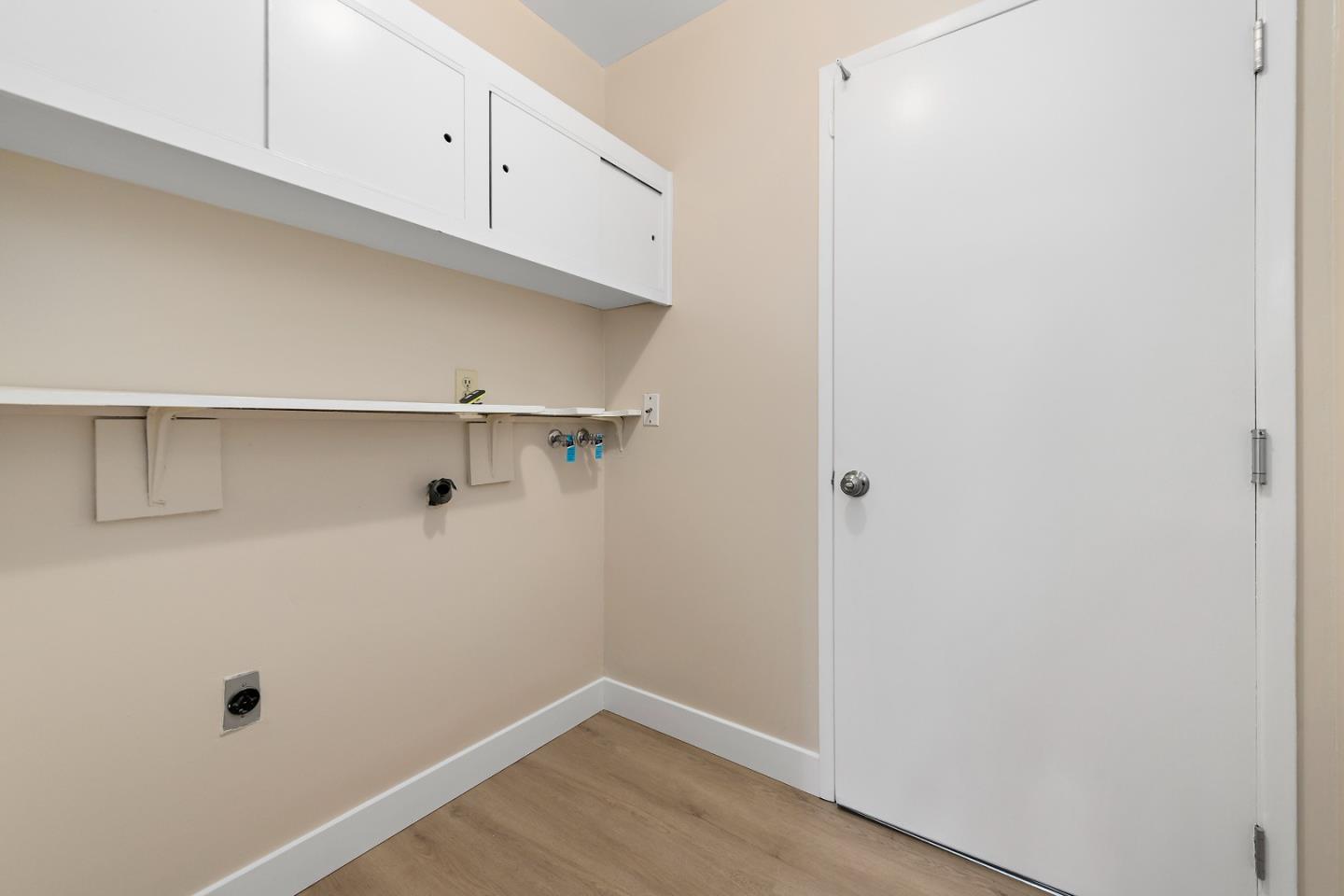 Detail Gallery Image 22 of 27 For 474 Sequoia Dr, Sunnyvale,  CA 94086 - 3 Beds | 2 Baths