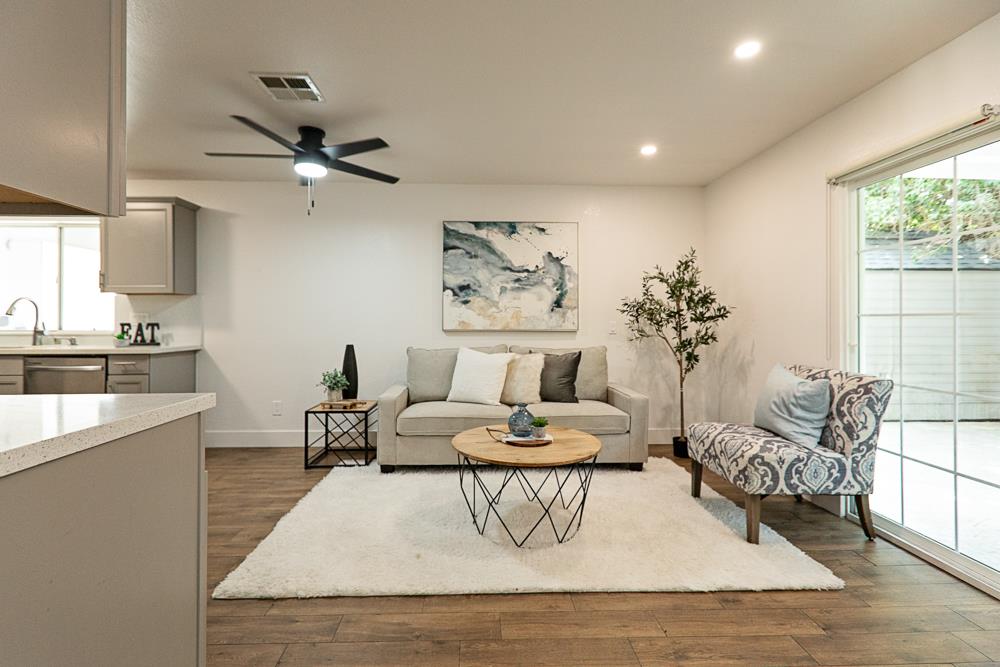 Detail Gallery Image 13 of 39 For 520 Wagtail Dr, Tracy,  CA 95376 - 3 Beds | 2/1 Baths