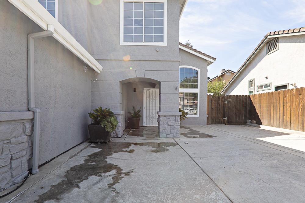 Detail Gallery Image 5 of 39 For 520 Wagtail Dr, Tracy,  CA 95376 - 3 Beds | 2/1 Baths