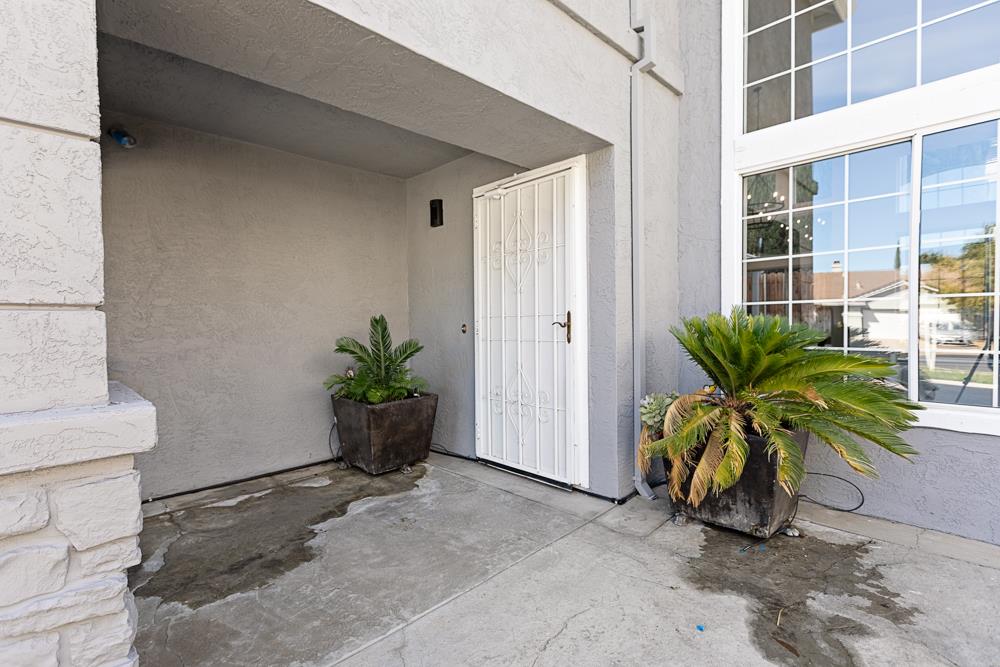 Detail Gallery Image 6 of 39 For 520 Wagtail Dr, Tracy,  CA 95376 - 3 Beds | 2/1 Baths