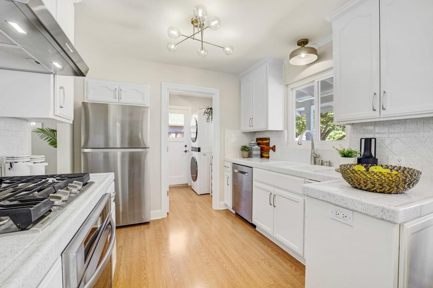 Detail Gallery Image 15 of 50 For 773 S Monroe St, San Jose,  CA 95128 - 3 Beds | 1/1 Baths