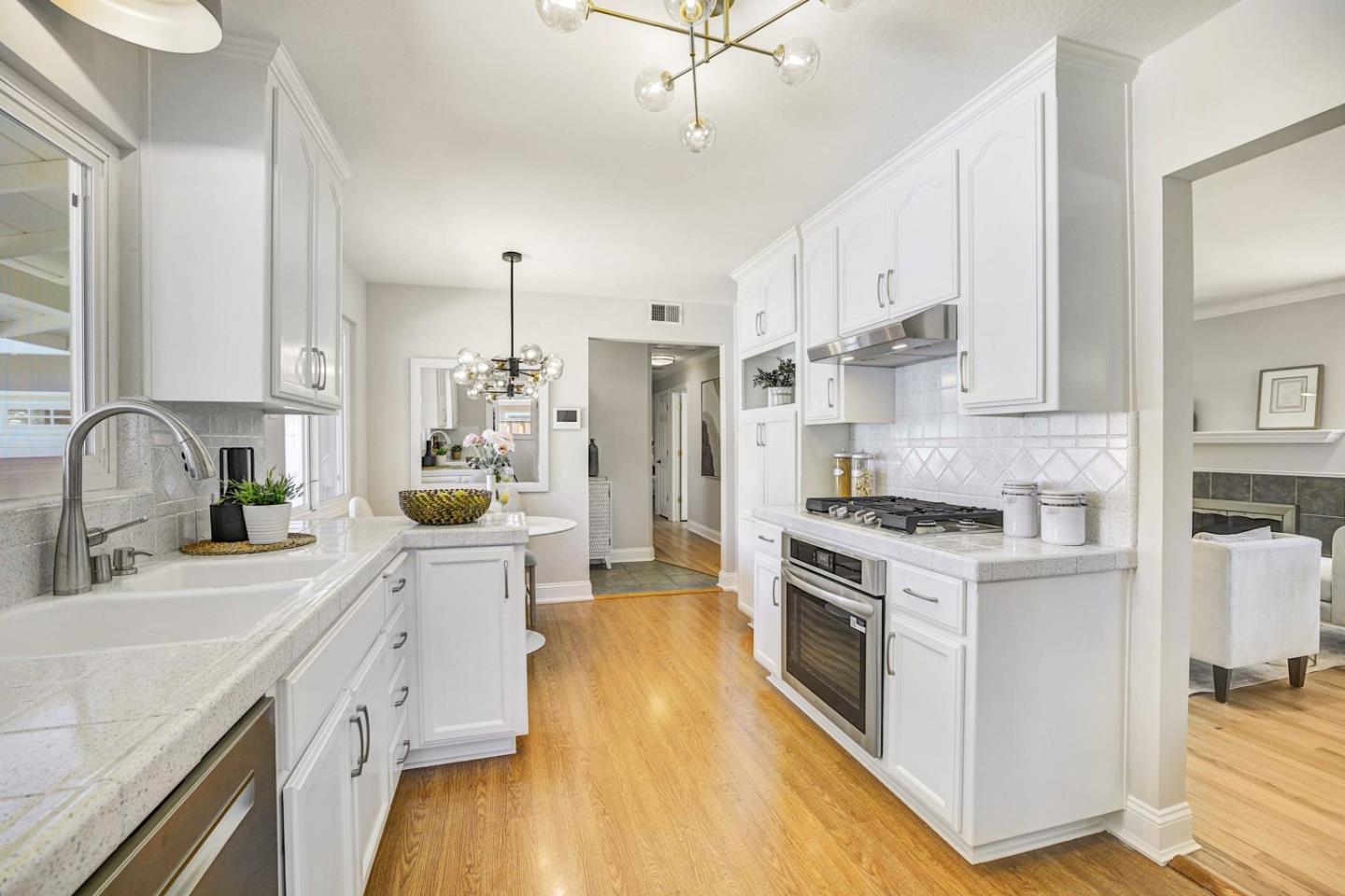 Detail Gallery Image 16 of 50 For 773 S Monroe St, San Jose,  CA 95128 - 3 Beds | 1/1 Baths
