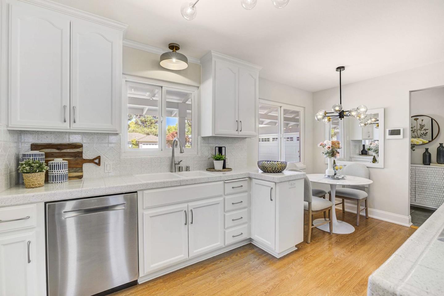 Detail Gallery Image 18 of 50 For 773 S Monroe St, San Jose,  CA 95128 - 3 Beds | 1/1 Baths