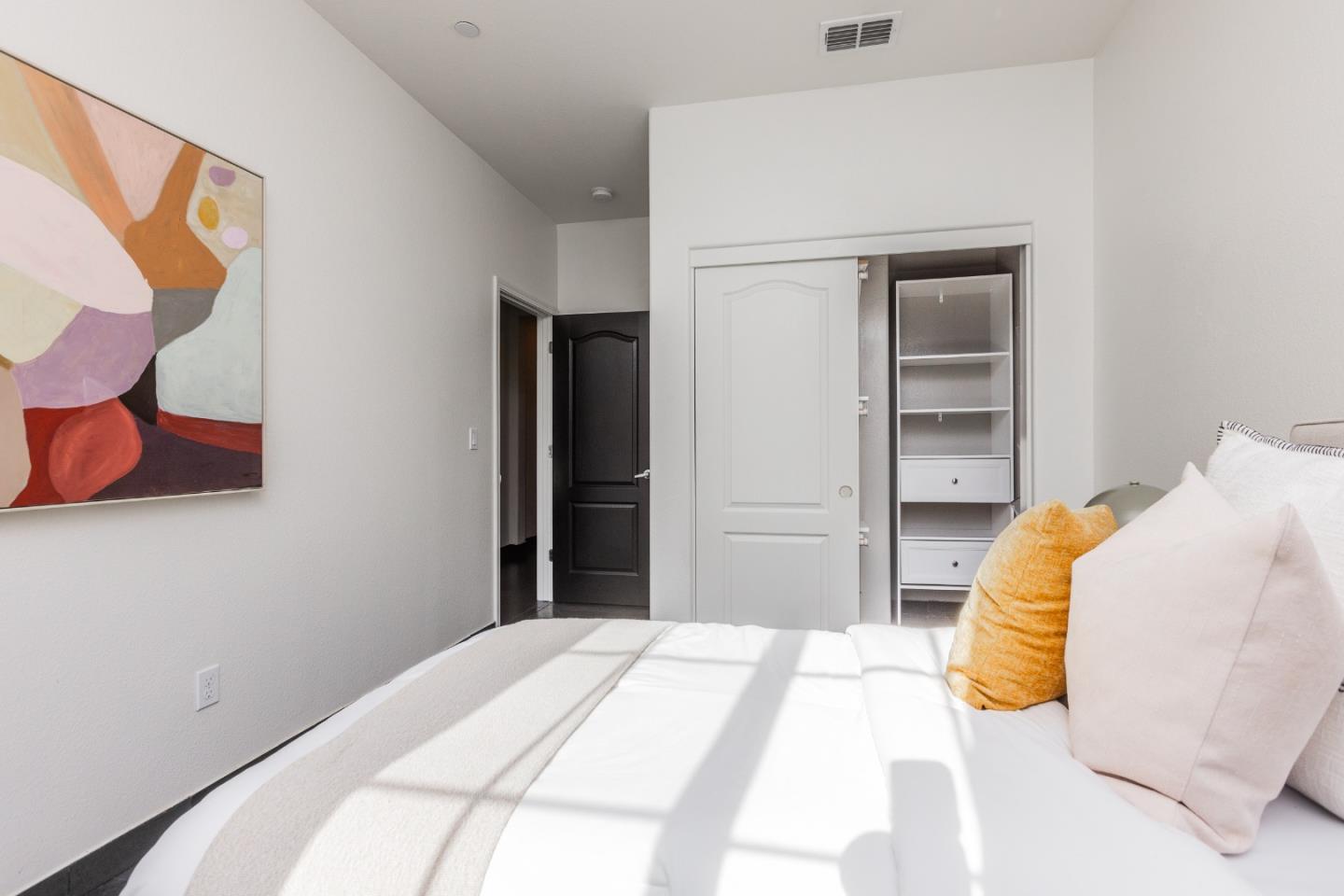 Detail Gallery Image 12 of 28 For 1591 Glenn St, Hayward,  CA 94545 - 3 Beds | 2/1 Baths