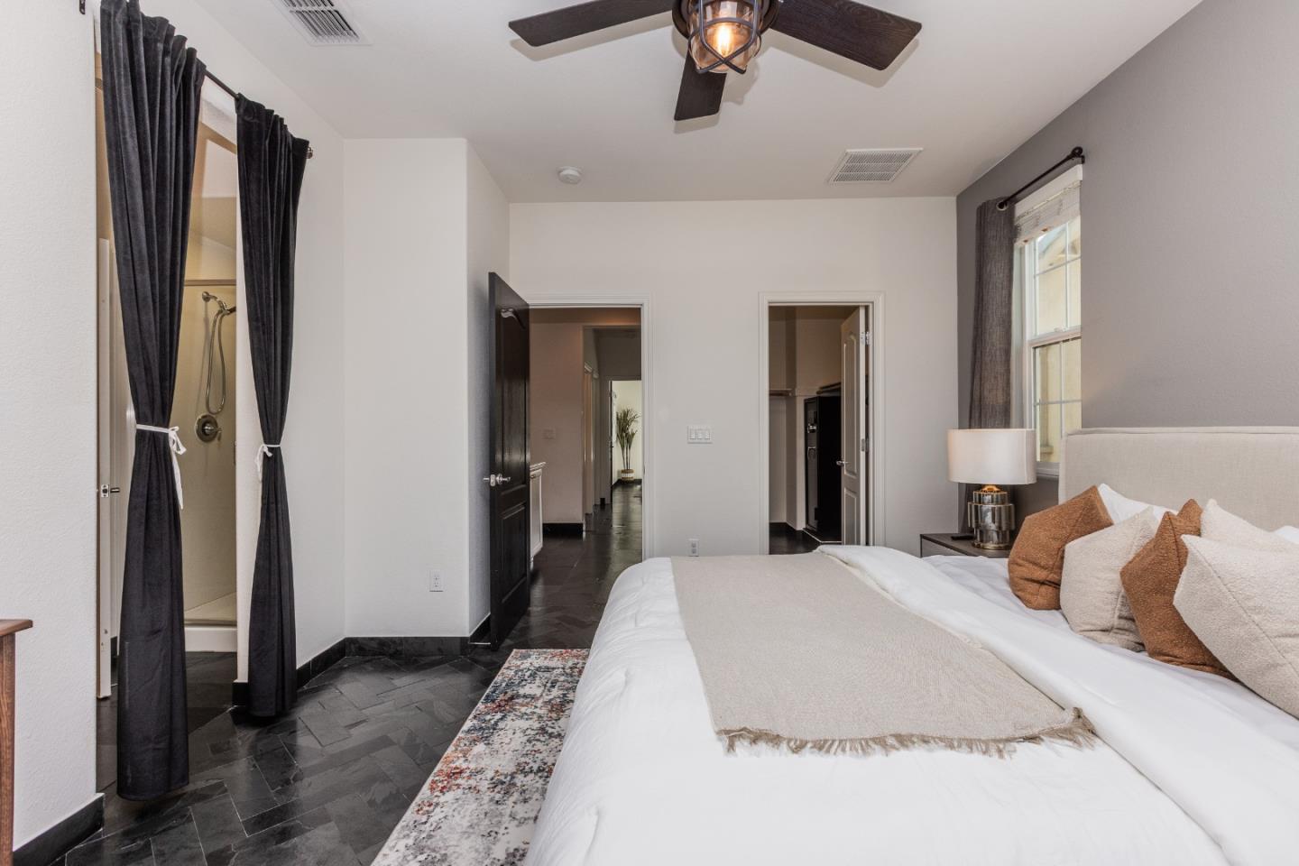 Detail Gallery Image 14 of 28 For 1591 Glenn St, Hayward,  CA 94545 - 3 Beds | 2/1 Baths