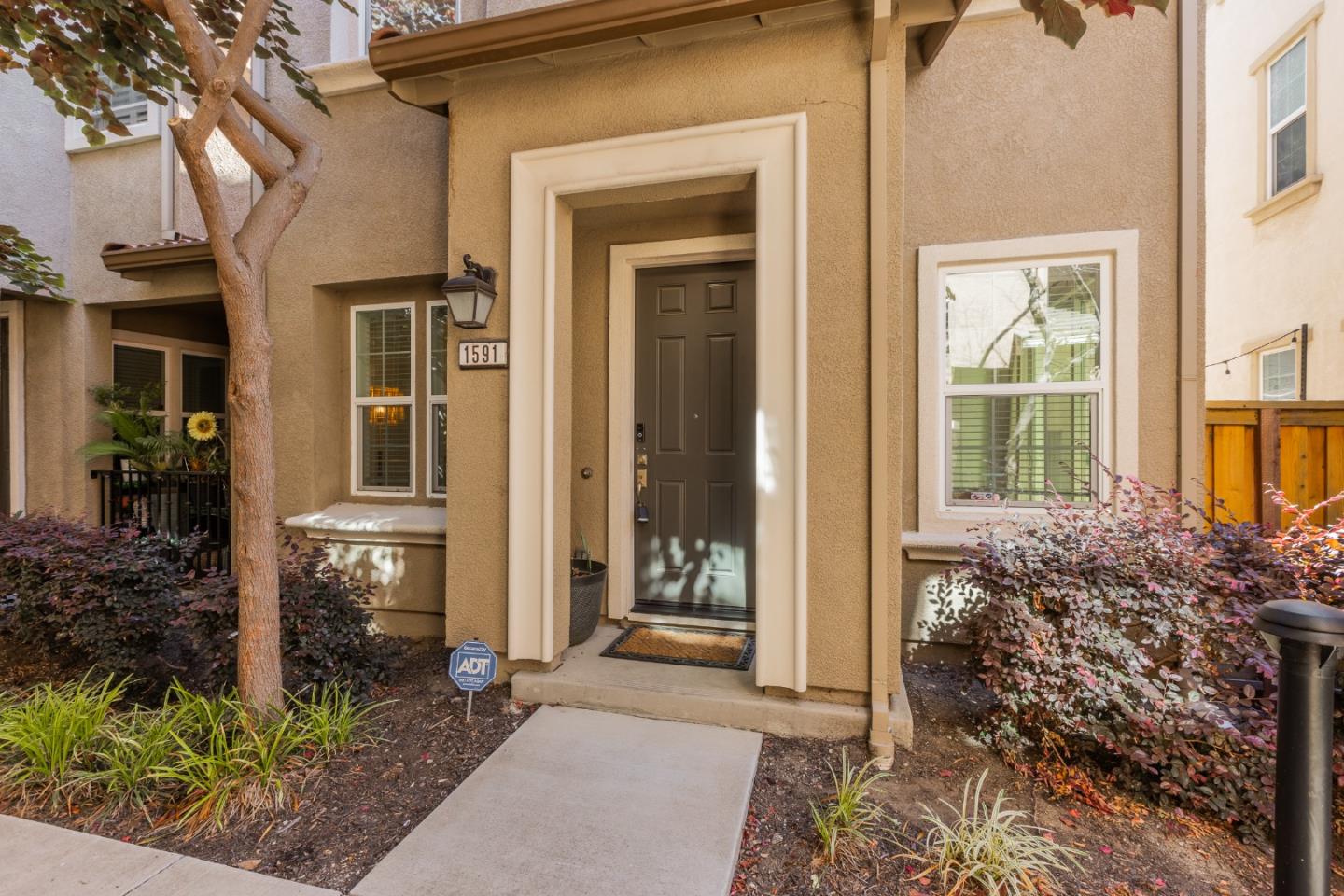 Detail Gallery Image 19 of 28 For 1591 Glenn St, Hayward,  CA 94545 - 3 Beds | 2/1 Baths