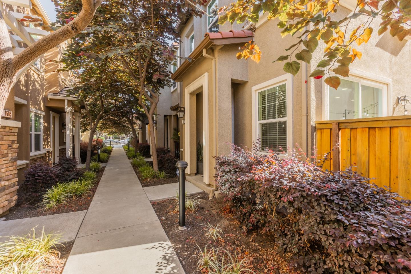 Detail Gallery Image 20 of 28 For 1591 Glenn St, Hayward,  CA 94545 - 3 Beds | 2/1 Baths